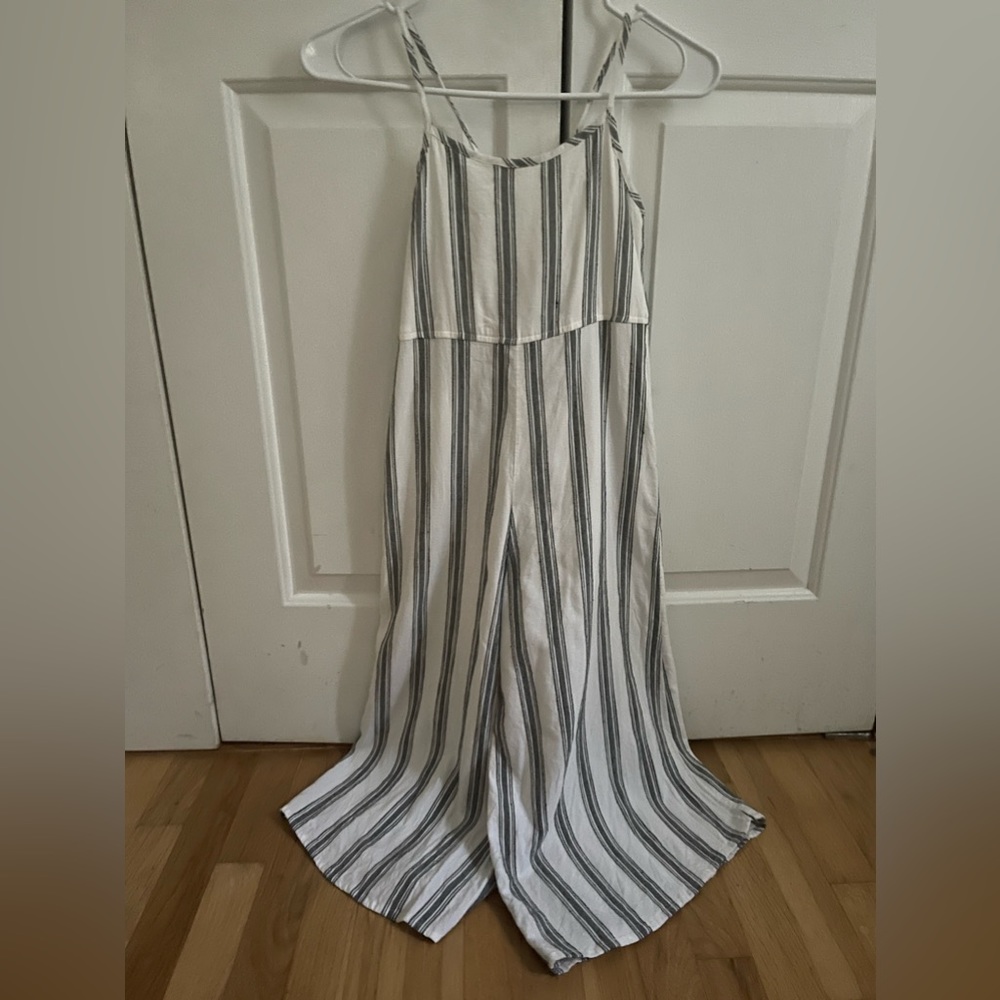 Girls O’Neill Jumpsuit size Medium